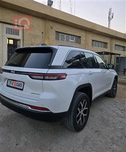 جيب جراند شيروكي